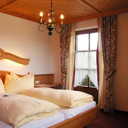 Haus Am Platz - Weitgasser