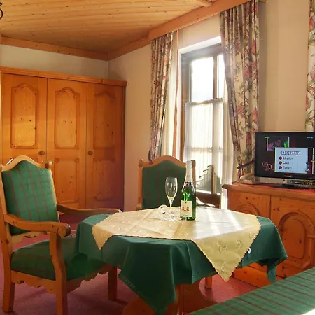 Apartamento Haus Am Platz - Weitgasser *