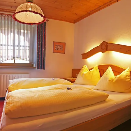 Haus Am Platz - Weitgasser