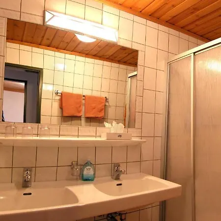 Haus Am Platz - Weitgasser Апартаменты *