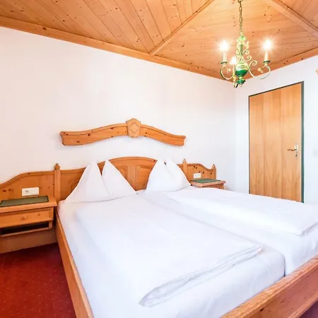 Haus Am Platz - Weitgasser