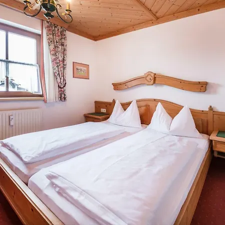 Haus Am Platz - Weitgasser Altenmarkt im Pongau